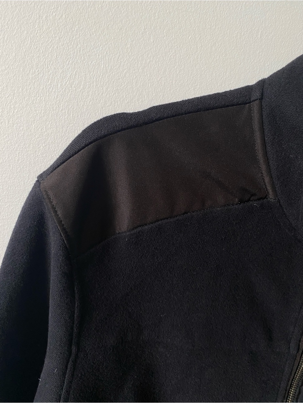 Men's Calvin Klein Black Zip-Front Fleece Jacket M - Picture 3 of 7